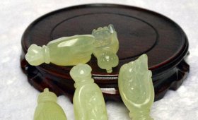招財進(jìn)寶